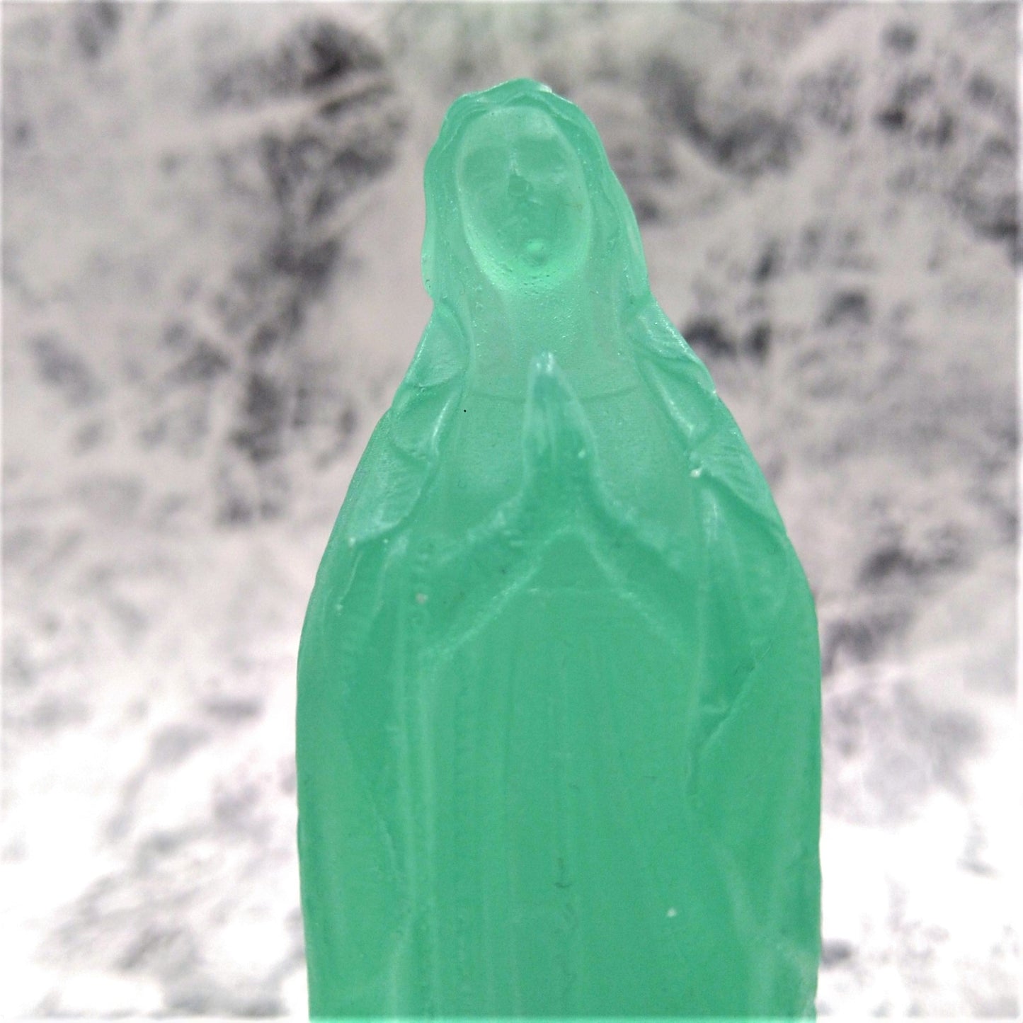 癒しとぬくもりの聖像シリーズ　祈りの 聖母立像パライバカラー MonSanctuaire モンサンクチュエール